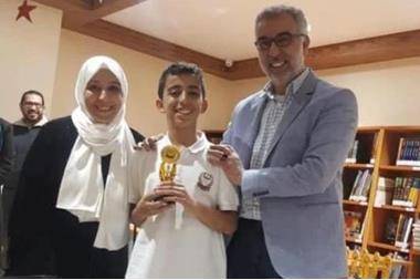 ذوو الطفل المتوفى في مدينة ترفيهية يتبرعون بقرنيتيه