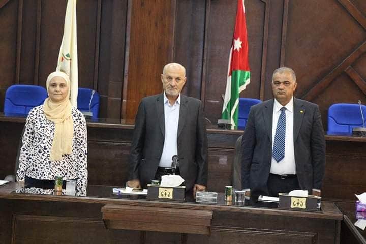 المهندس بني هاني يفتتح فعاليات اليوم التعريفي و الحوري يُدير اللقاء