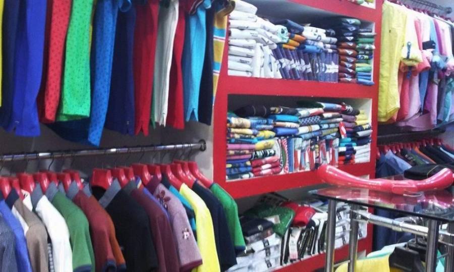 تجار الألبسة يطالبون بتمديد ساعات العمل بسبب الحرارة و اقتراب العيد