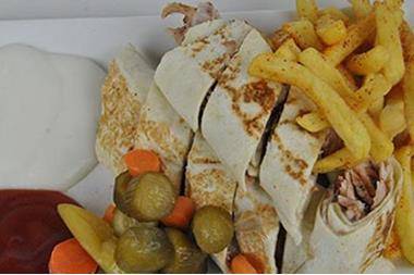 الصحة تحذر الأردنيين من تناول الاطعمة المكشوفة وتؤكد وجود تلوث جرثومي في اللحوم والدجاج أدى لإصابات عين الباشا