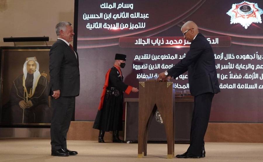 منح الدكتور ياسر الجلاد وسام الملك عبدالله الثاني للتميز