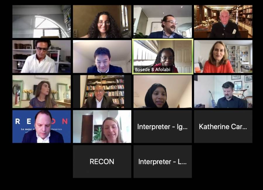 البريزات يحضر ندوة بعنوان القيادة والتحديات الفرص في العالم ما بعد كوفيد 19.