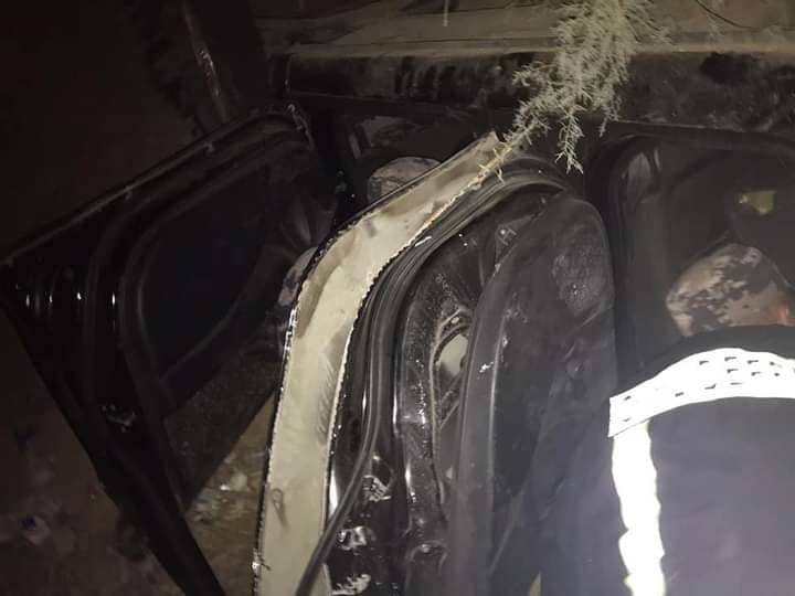 شاهد بالصور ... وفاة شخص وإصابة آخر بحادث تدهور في وادي عربة