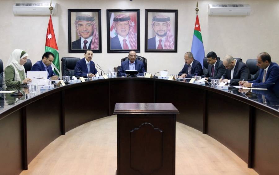 وزيرا الداخلية والتربية يناقشان الإجراءات المتخذة لبدء العام الدراسي المقبل