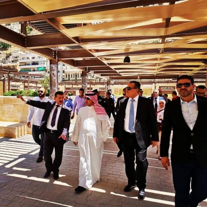 السفير الكويت يزور السلط... صور