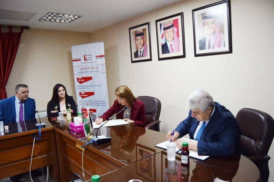 اتفاقية تعاون  بين مؤسسة التدريب المهني وملتقى سيدات الاعمال والمهن