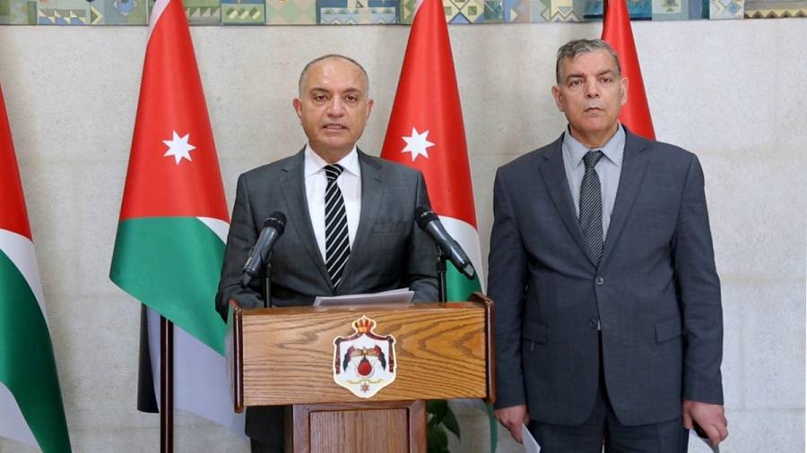 جابر والعضايلة يعرضان مستجدات الحالة الوبائية والتعامل معها