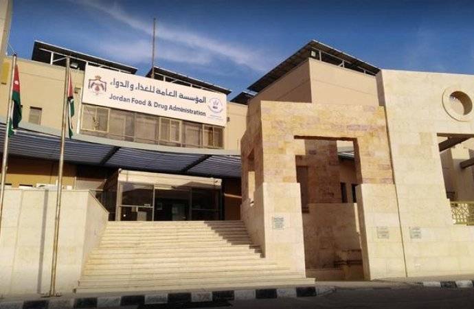 الغذاء والدواء: ترخيص 47 مصنعا للكمامات وسعر بيع العبوة خمس دنانير وربع