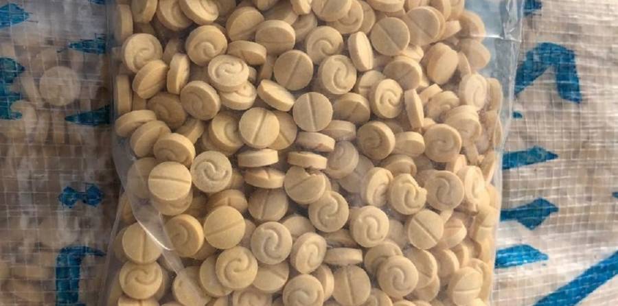 ضبط مركبة بداخلها 380 حبة كبتاغون في الزرقاء