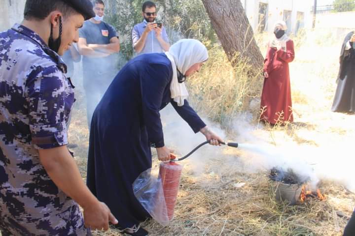 دفاع مدني اربد تنظم حملة توعوية حول حرائق الغابات.