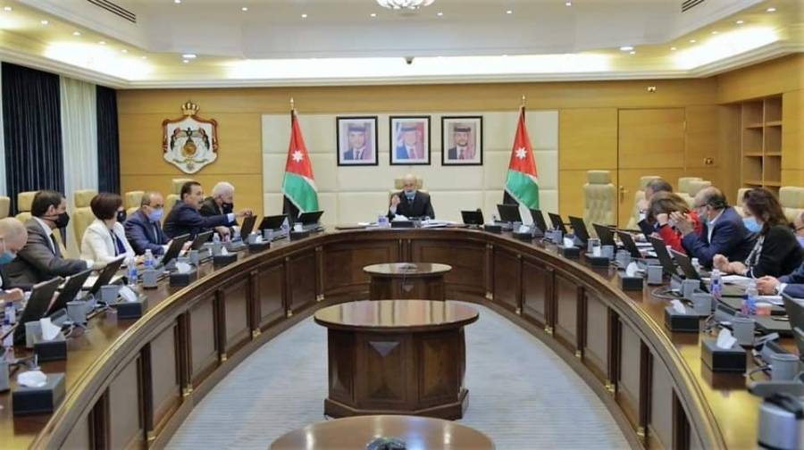 مجلس الوزراء يوافق على تسوية الأوضاع الضريبيّة لـ(344) شركة ومكلّفاً