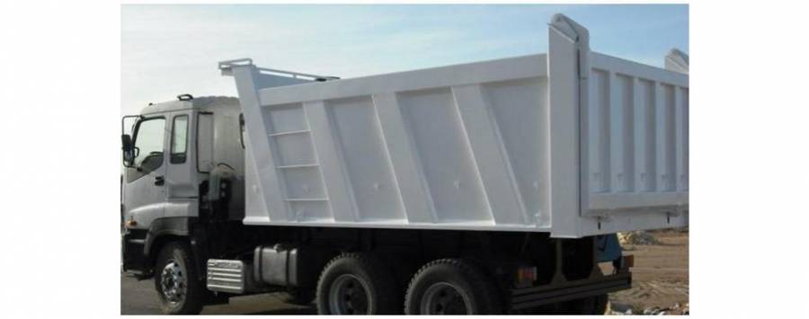 ضبط حدث يقود قلاب على طريق المطار