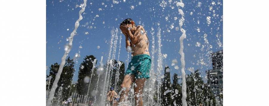 الأحد .. ذروة الموجة الحارة والحرارة تتخطى 40