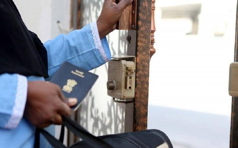 تحذير من سماسرة لتهريب عاملات المنازل في الاردن