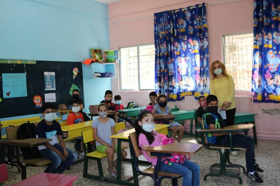 2 مليون طالب وطالبة يعودون الى مدارسهم في اليوم الأول