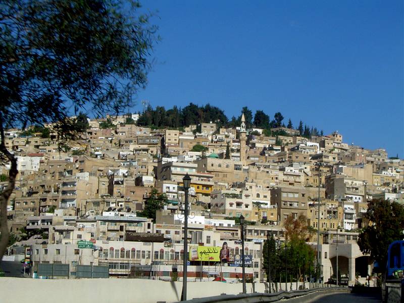 البلقاء: اغلاق مركز ثقافي عقب اصابة طالبة بكورونا