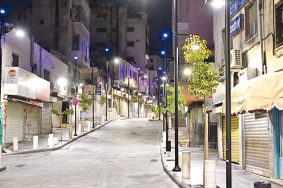 مواطنون يطالبون بتقليص ساعات الحظر في ظل موجة الحر الاطول من 100 سنة