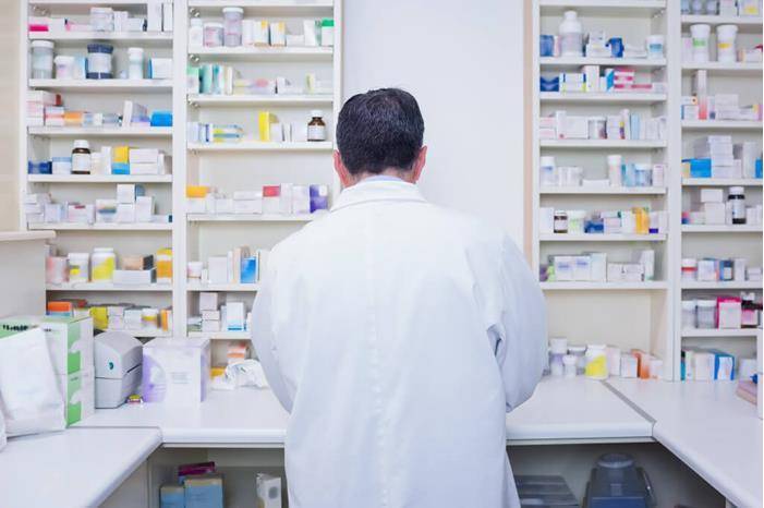 البطالة في صفوف الصيادلة ترتفع إلى 25