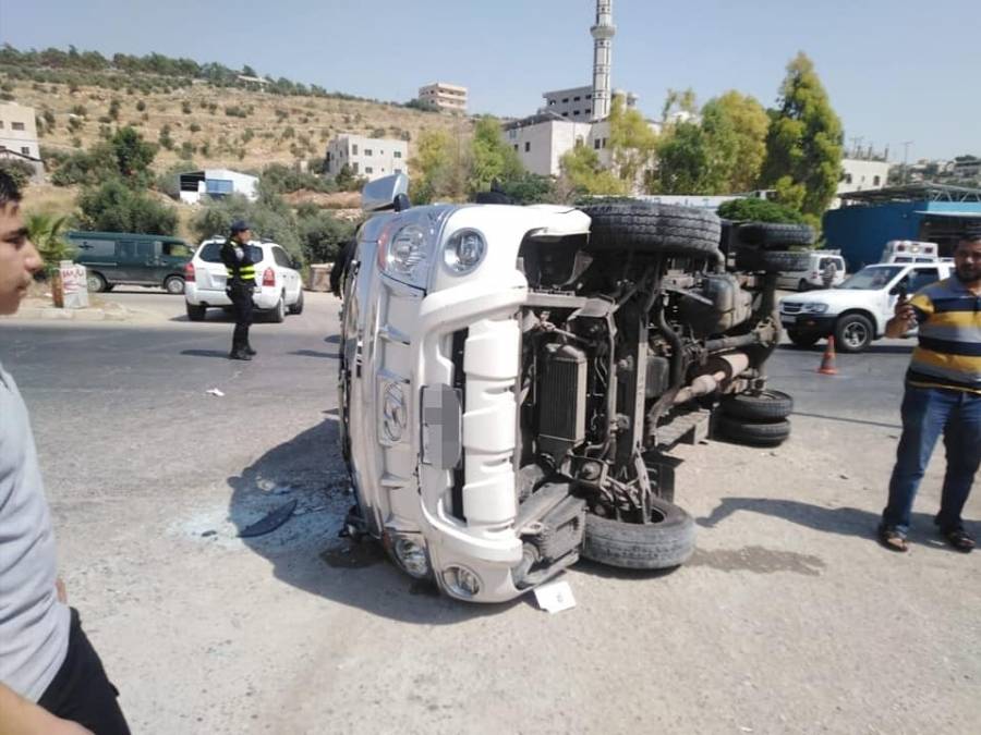 إصابتان بحادث تصادم على طريق جرش – عمان( صور)