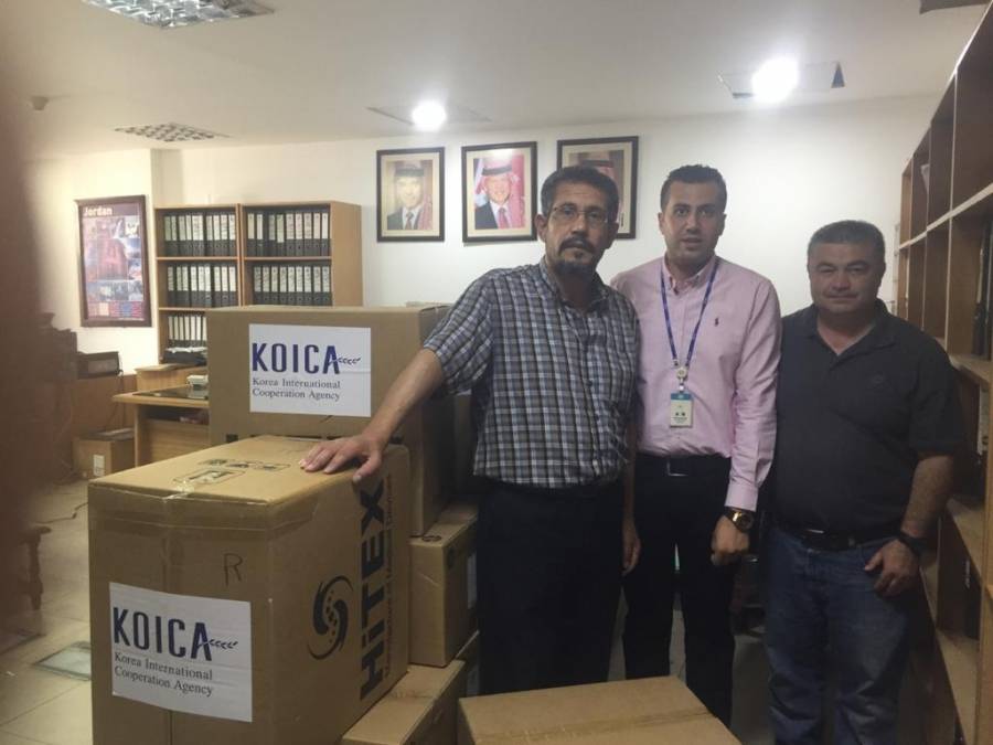 الوكالة الكورية للتعاون الدولي (KOICA)  تهدي مؤسسة التدريب المهني عدد من الكمامات الطبية