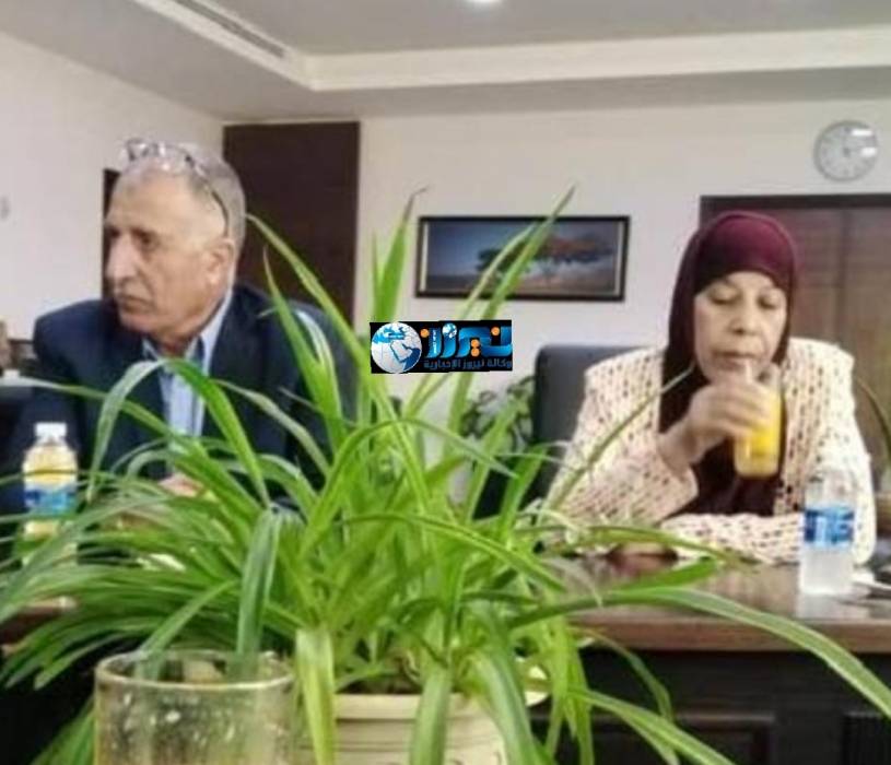صورة تعود للمرحومين العميد ابو خميس والعقيد العرود