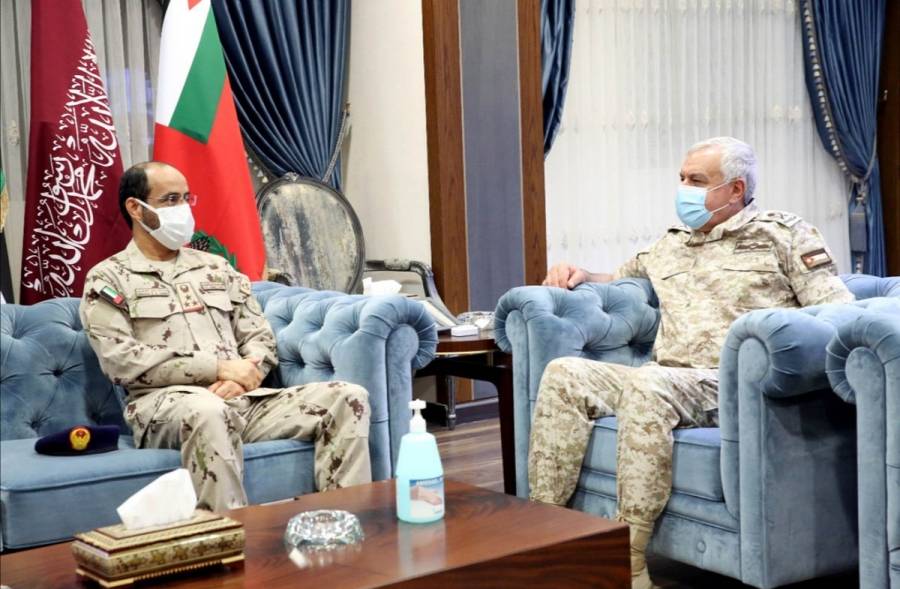 الحنيطي : يستقبل وفداً عسكرياً إماراتياً