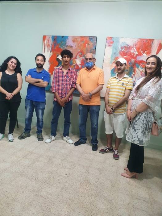 النوباني يستجيب لنداء عبير الصلاحات في دعم الشباب... صور