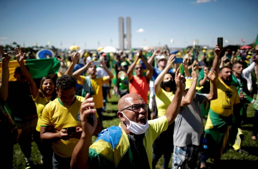 البرازيل تسجل 14279 إصابة جديدة و540 وفاة بكورونا