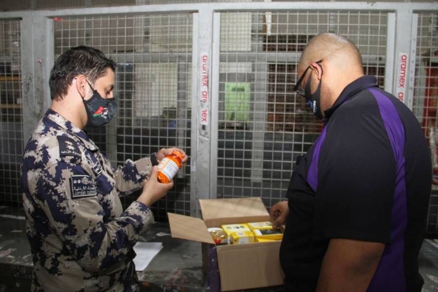 مركز جمرك مطار التخليص ينجز مليون وتسعمائة الف بوليصة طرد بريدي