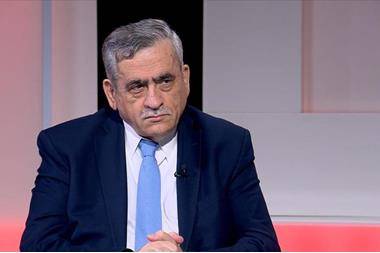 عبيدات : نعيش مرحلة حساسة