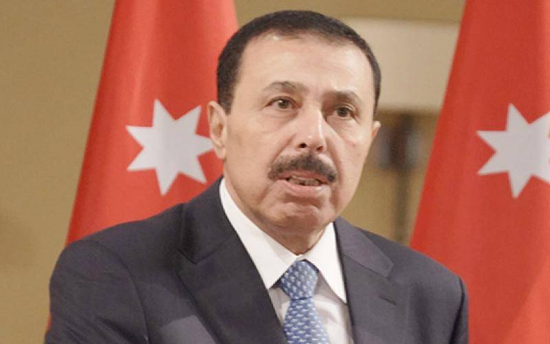 النعيمي : جميع المدارس متصلة  بالإنترنت باستثناء 75 مدرسة ونعمل على توفير الشبكة لها.