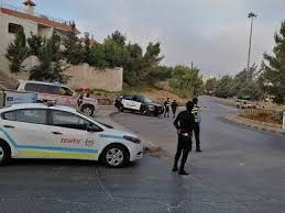 الزرقاء :عزل 4 مبان لظهور إصابات كورونا فيها