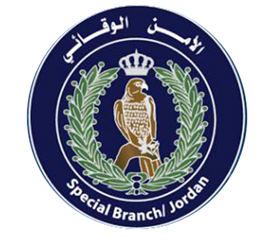 الأمن الوقائي يثني شخصاً هدد بإحراق نفسه امام وزارة الثقافة .