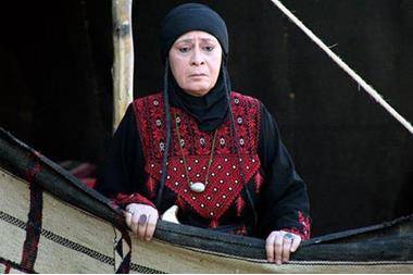 جوليت عواد تترشح بالزرقاء