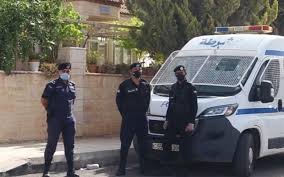 عزل 10 بنايات في محافظة الزرقاء لظهور إصابات كورونا فيها