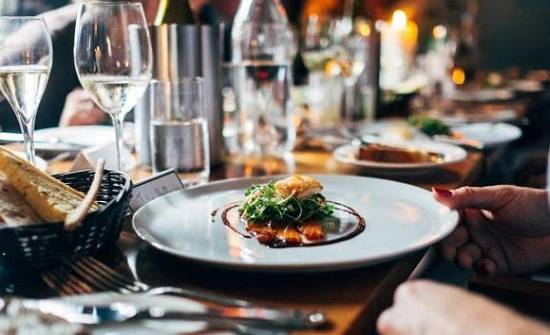 اجتماع لتحديد مصيــر صالات المطاعم