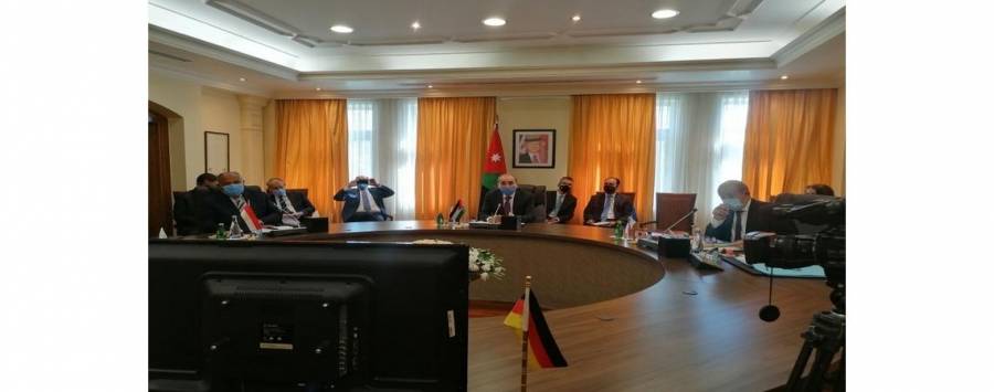 بدء اجتماع أردني مصري أوروبي في عمّان لبحث دعم عملية السلام