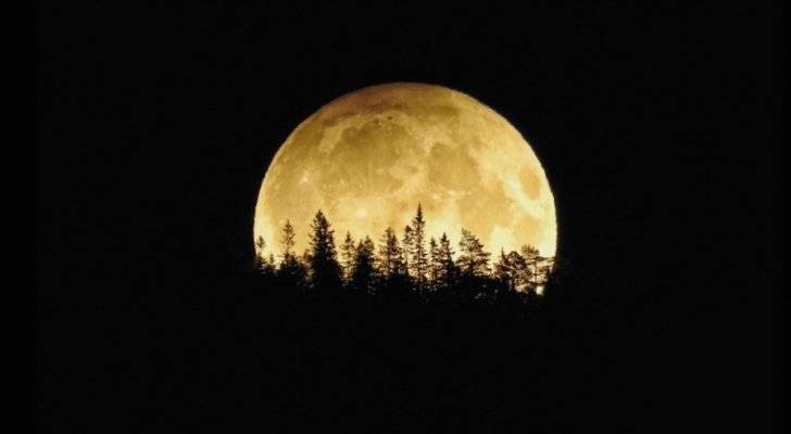 ظاهرة فلكية تضيء سماء الأردن الخميس