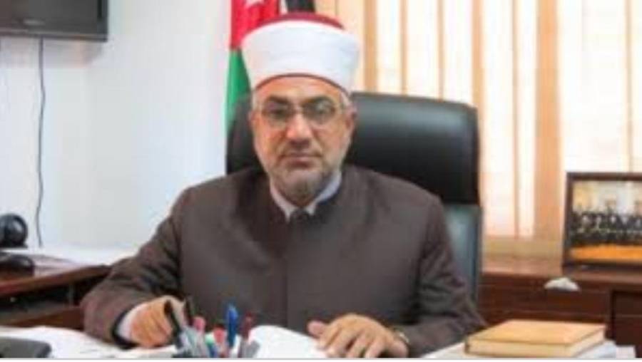  الخلايلة  يلغي قرار إخلاء سكن الإمام  دبش