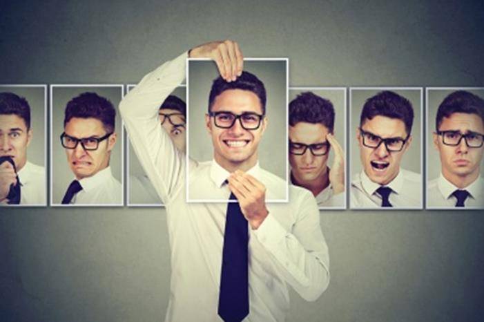 دراسة تكشف أغذية غنية تساعد في التحكم بتقلبات المزاج