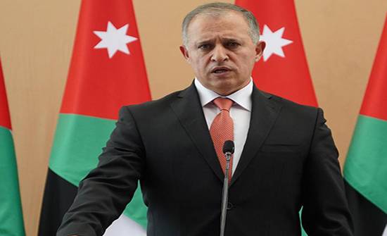 حقيبة معن القطامين تسلمها من قبله شقيقه في مناسبتين