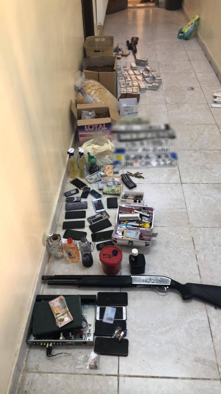 ضبط 13 مطلوبا أحدهم خطير في الرمثا