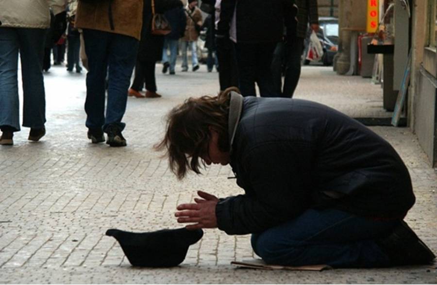 وزير التنمية: ازدياد المتسولين بالطرقات