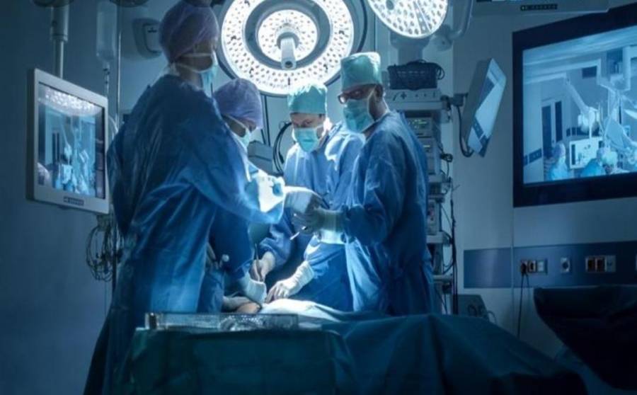 اجراء 12 جراحة لامراض الدماغ والاعصاب في الكندي