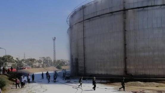 السيطرة على حريق خزان بمصفاة البترول