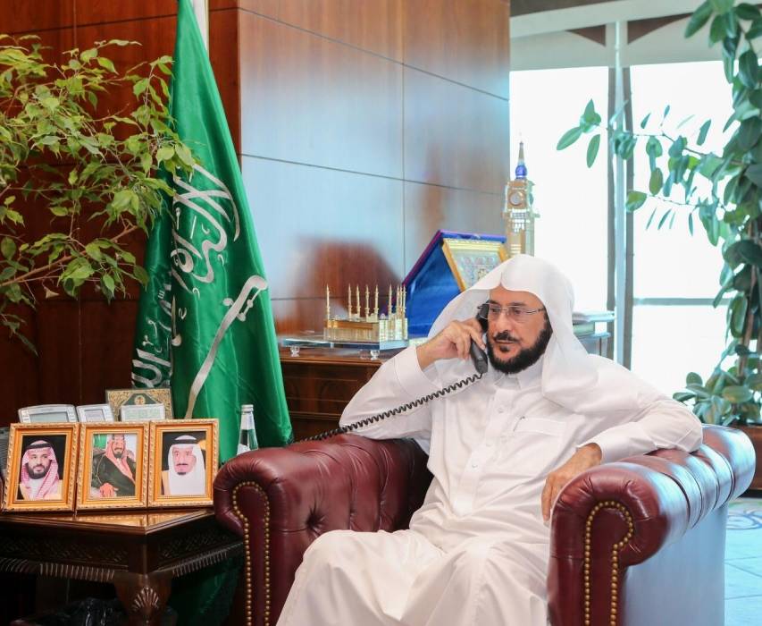 وزير الشؤون الإسلامية السعودي  يطمئن على صحة وزير الأوقاف الأردني عقب إصابته بفيروس كورونا