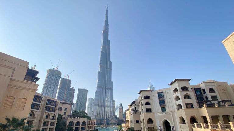 الإمارات.. مقترح بمنح المواطنين متعددي الزوجات 3 منازل