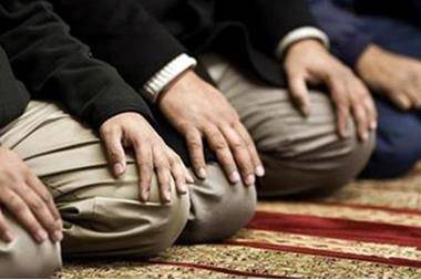 تعميم من وزير الأوقاف على جميع المساجد
