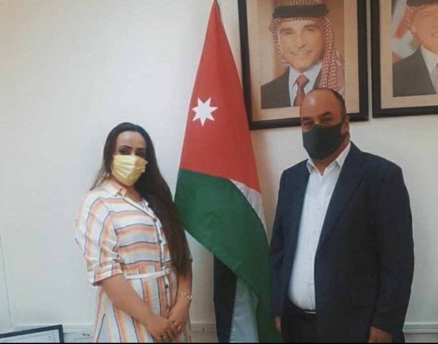 جمعية بادري و مركز صحي ابو نصير  يقومان  بتوزيع أدوية ومستلزمات طبية على أبناء المجتمع المحلي