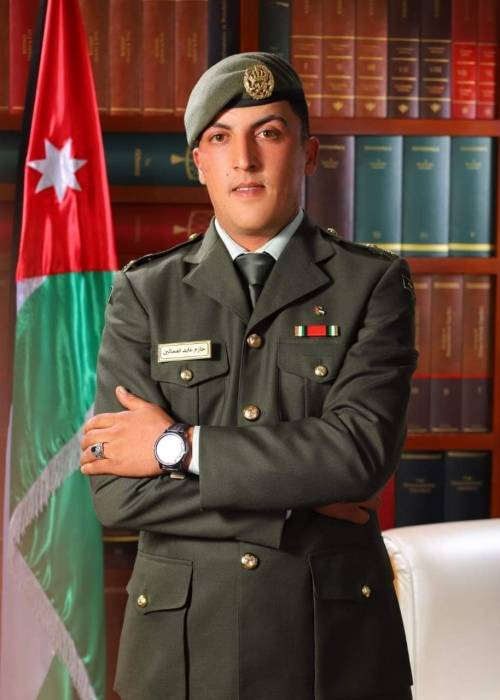 عطية الجبور يُهنى عايد العجالين بمناسبة تخرج  نجله حازم من الكلية العسكرية الملكية